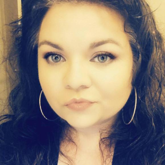 Meet your Posher, Kristina - Picture 1 of 1